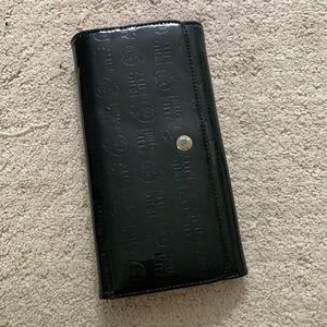 Hello kitty phone wallet